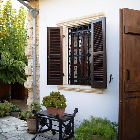 Apanemia Inn House Lofou Exteriér fotografie